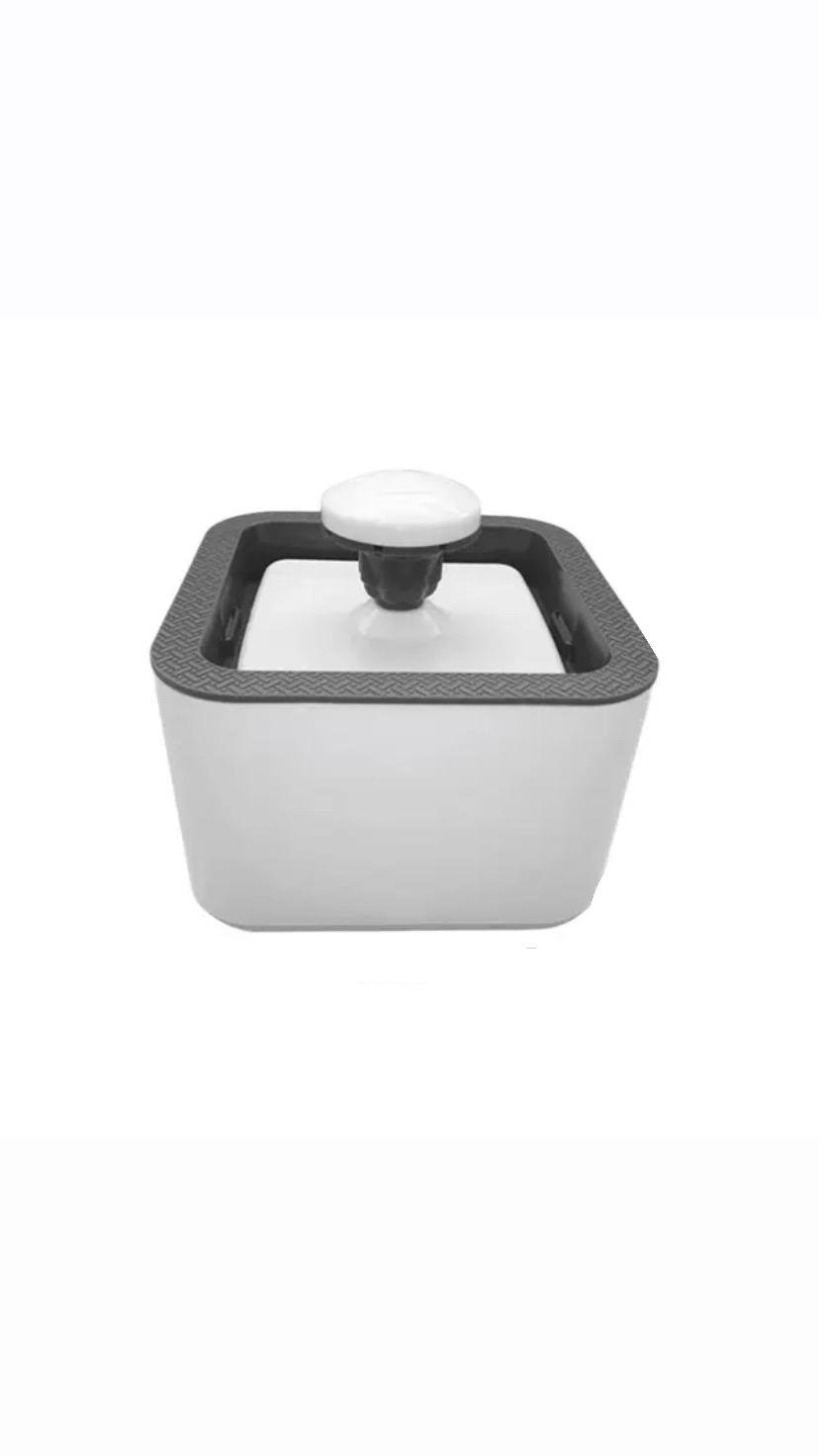 Поилка для животных Pet Water FOUNTAIN (8-18-5098874512)