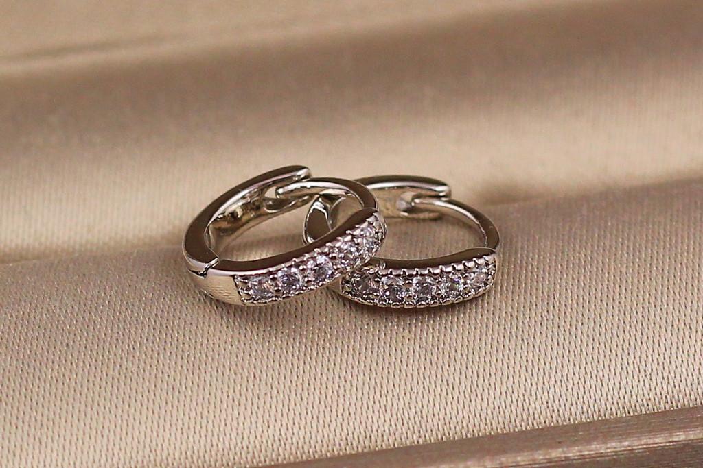 Сережки дитячі Xuping Jewelry Доріжка з камінців 10 мм Сріблястий (1837232882)