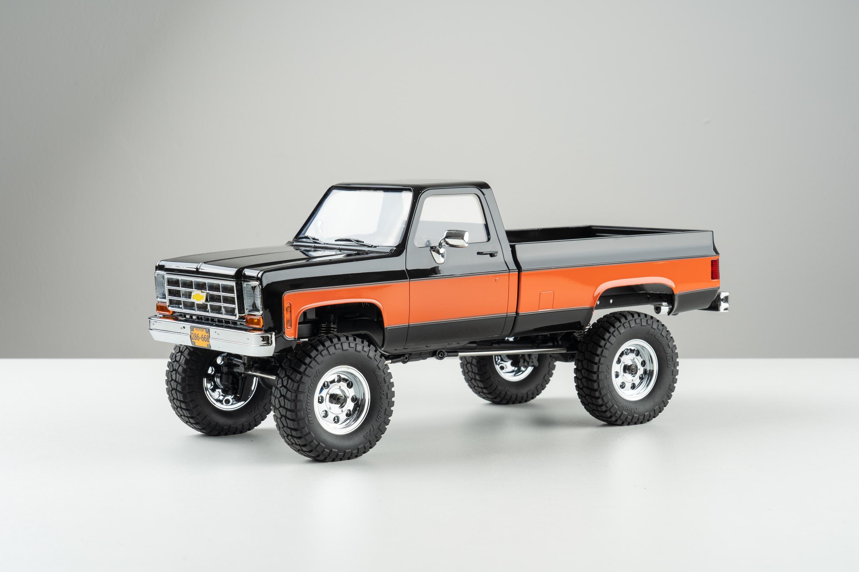 Машинка на радиоуправлении FMS 1:18 Chevrolet K10 RTR Черный - фото 22 Машинка на радиоуправлении FMS 1:18 Chevrolet K10 RTR Черный - фото 22