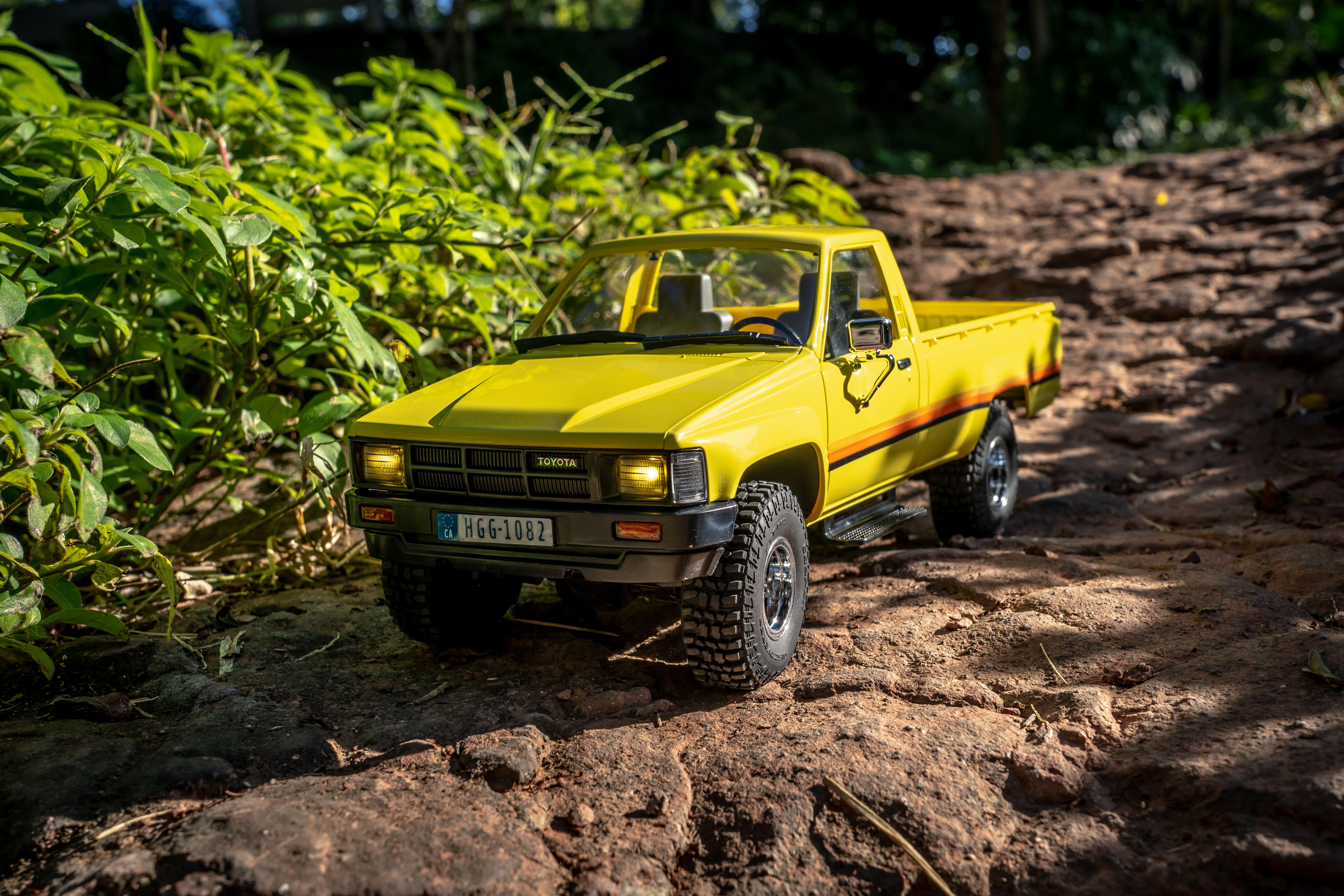 Машинка на радіокеруванні FMS 1:18 Toyota Hilux RTR - фото 13 Машинка на радіокеруванні FMS 1:18 Toyota Hilux RTR - фото 13