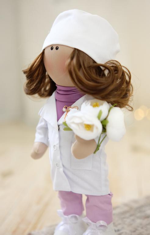 Лялька Тільда Лікар 2 ручної роботи (3418) - фото 2 Лялька Тільда Лікар 2 ручної роботи (3418) - фото 2