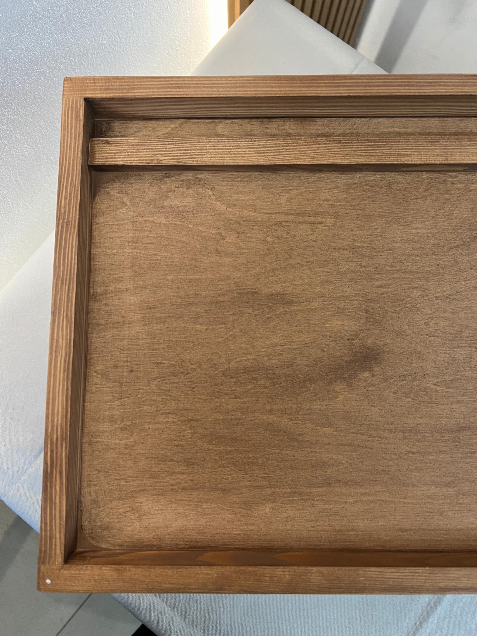 Столик для сніданку дерев'яний Кіпаріс 50х33х25 см Коричневий - фото 6 Столик для сніданку дерев'яний Кіпаріс 50х33х25 см Коричневий - фото 6