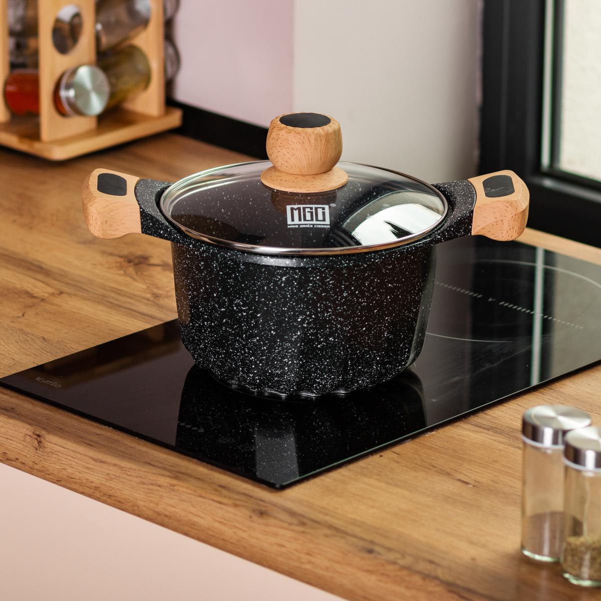 Каструля алюмінієва MGC алюмінієва з антипригарним покриттям зі скляною кришкою 3 л Чорний - фото 2 Каструля алюмінієва MGC алюмінієва з антипригарним покриттям зі скляною кришкою 3 л Чорний - фото 2