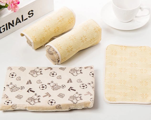 Детская подушка для сна SUNROZ Baby Pillow Shape позиционер для новорожденного ребенка Желтый (SUN6765) - фото 3