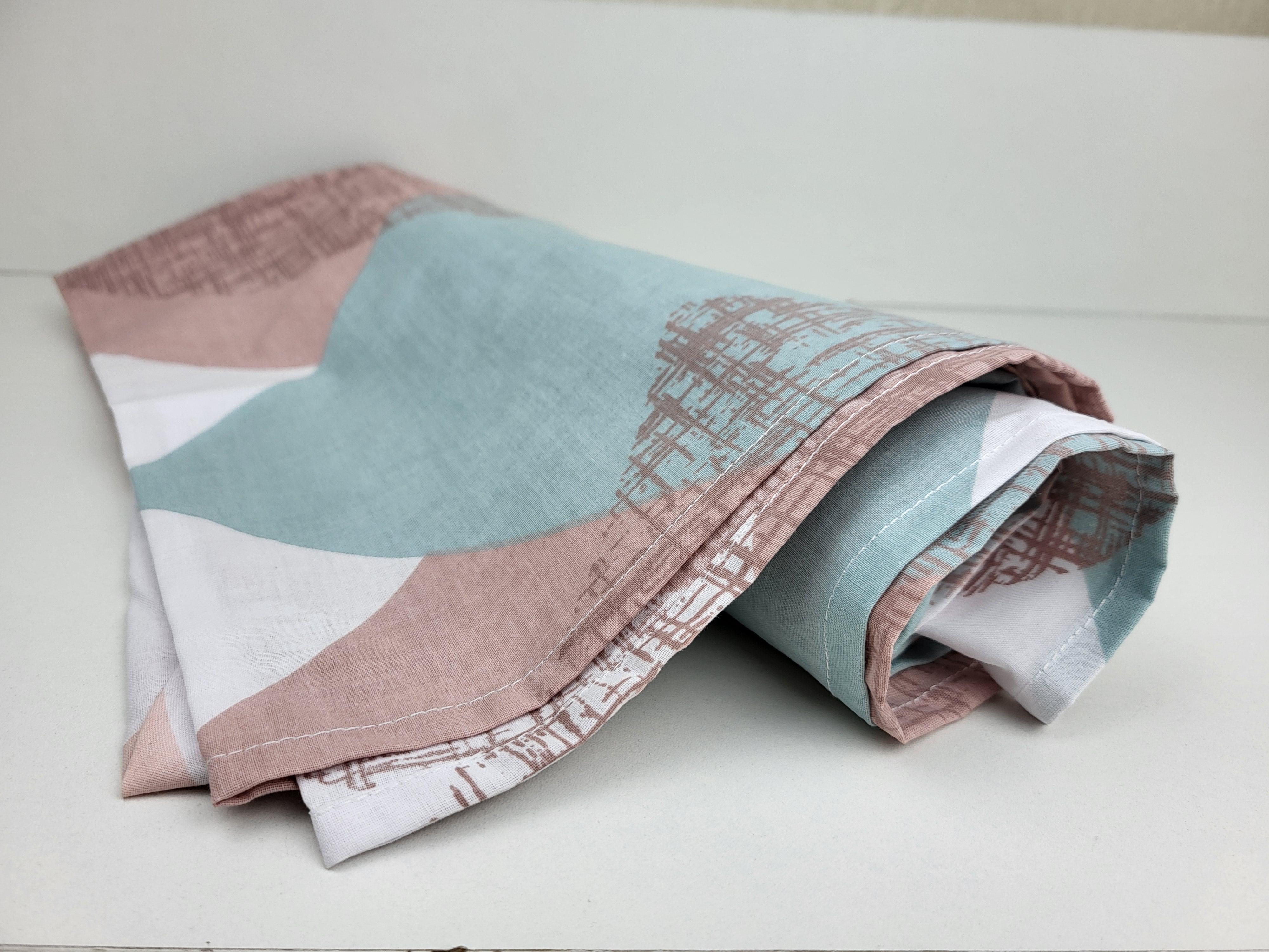 Простынь на кровать с абстракциями 220х240 см (1514) Простынь на кровать с абстракциями 220х240 см (1514)