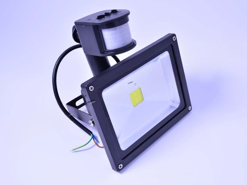 Прожектор светодиодный LH-30W с датчиком движения Белый (636)