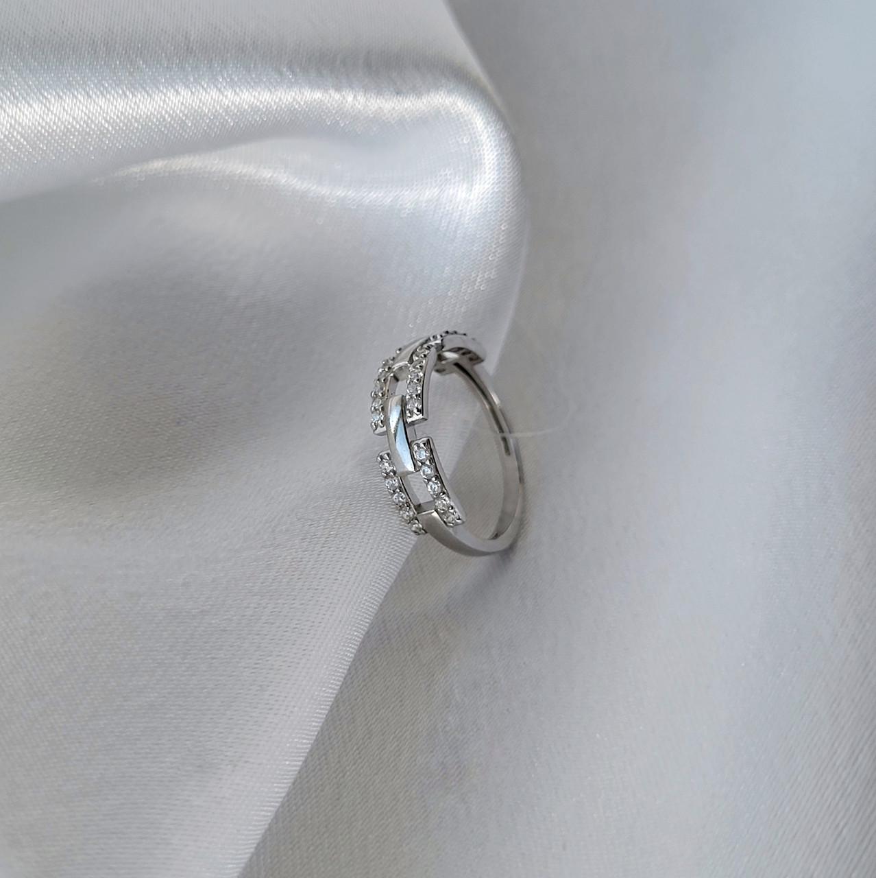 Каблучка з білими каменями срібло 925 проби родоване 1,90 г р. 18 (1425) - фото 3 Каблучка з білими каменями срібло 925 проби родоване 1,90 г р. 18 (1425) - фото 3