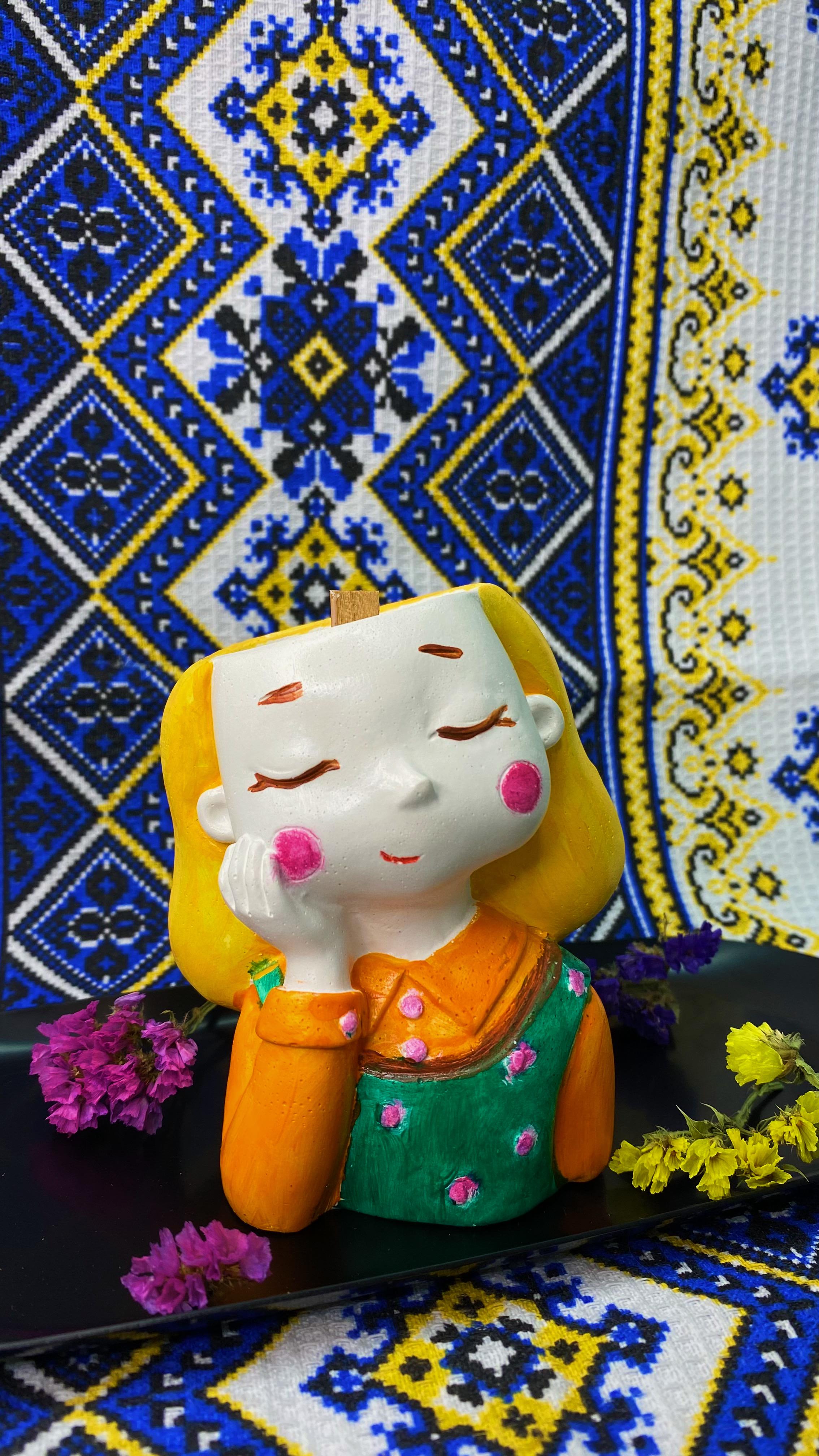Свеча соевая в кашпо Украиночка Маричка 9 см (4002) - фото 2