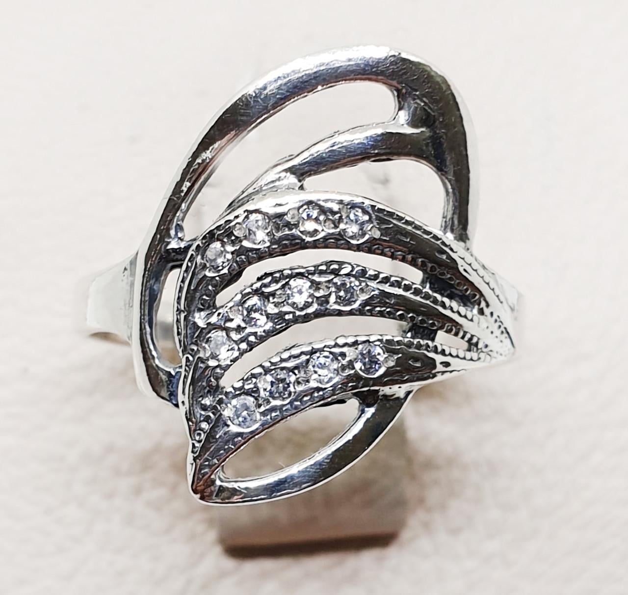 Кольцо серебряное с кубическим цирконием р. 19 2,82 г (1504197288)