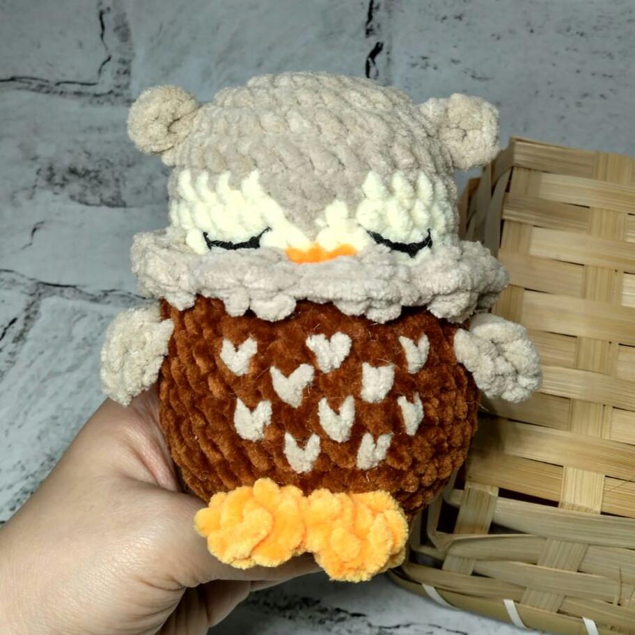 М'яка в'язана іграшка ручної роботи Сова Сплюшка 12 см Коричневий (202-65-2) - фото 2 М'яка в'язана іграшка ручної роботи Сова Сплюшка 12 см Коричневий (202-65-2) - фото 2