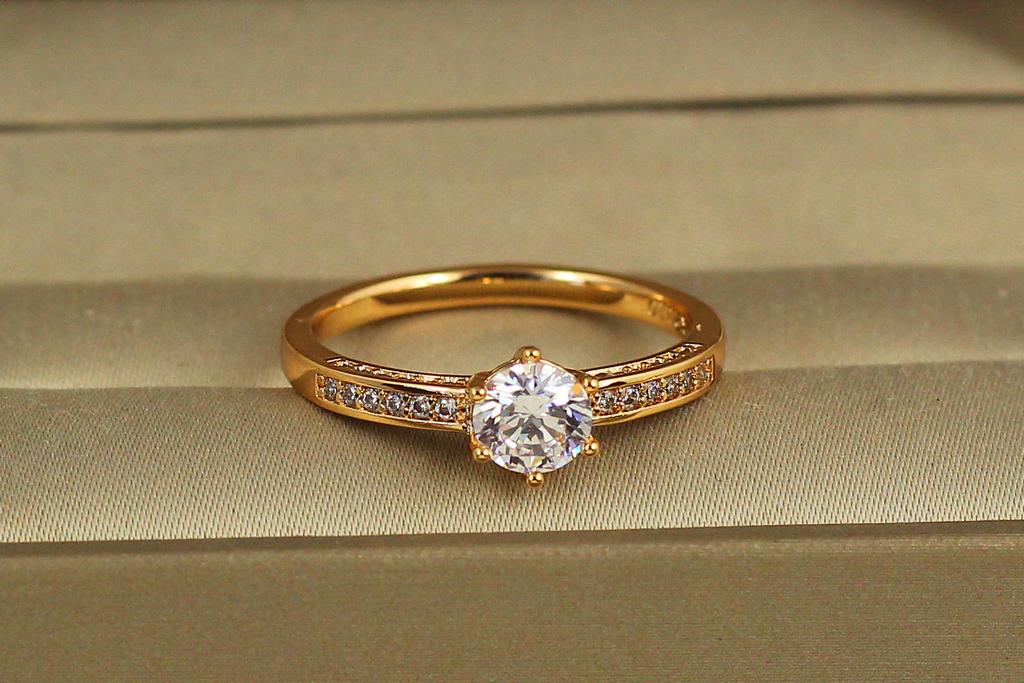 Кольцо Xuping Jewelry Сияние судьбы р. 20 Золотистый