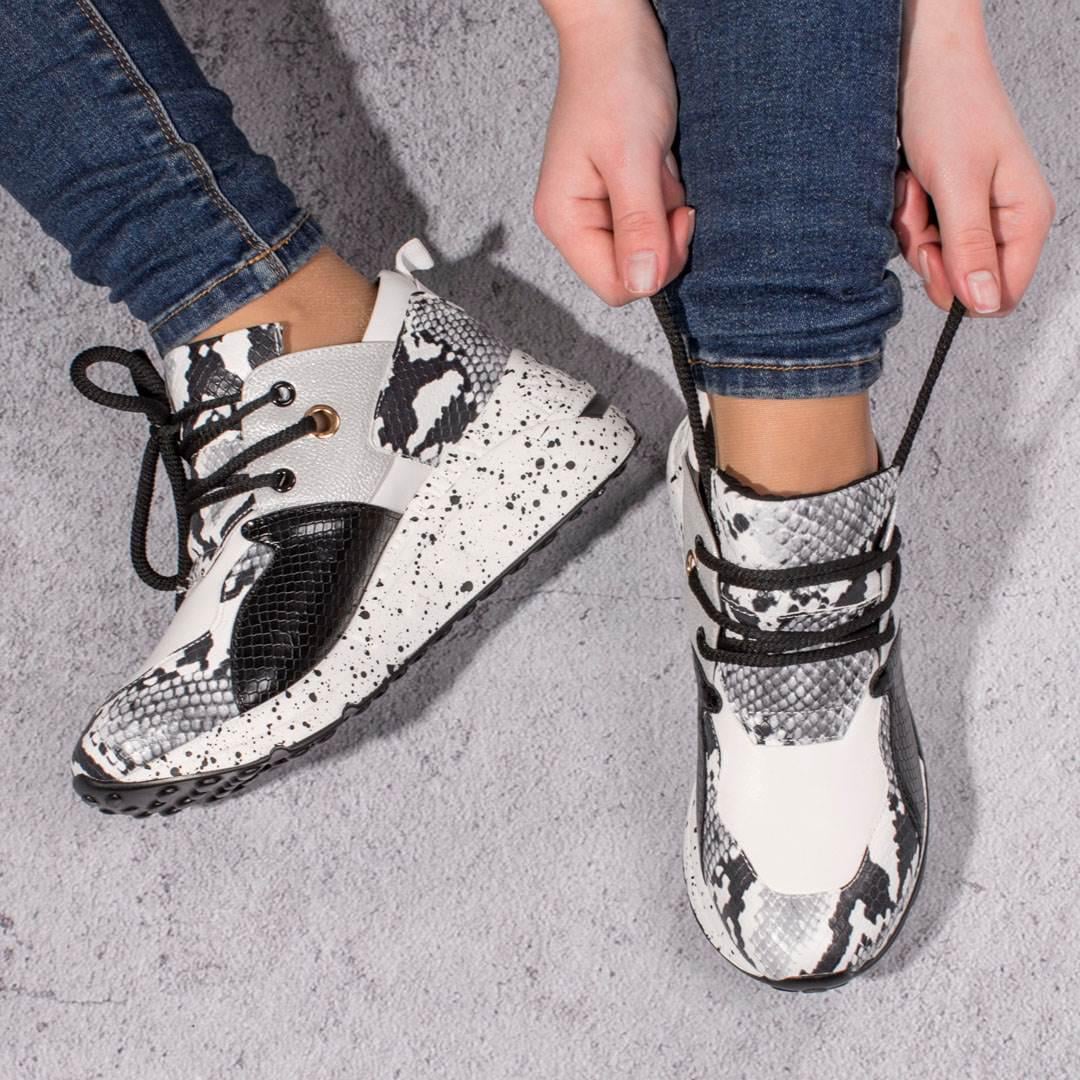 Кроссовки женские Fashion 328428 р. 39 24,5 см