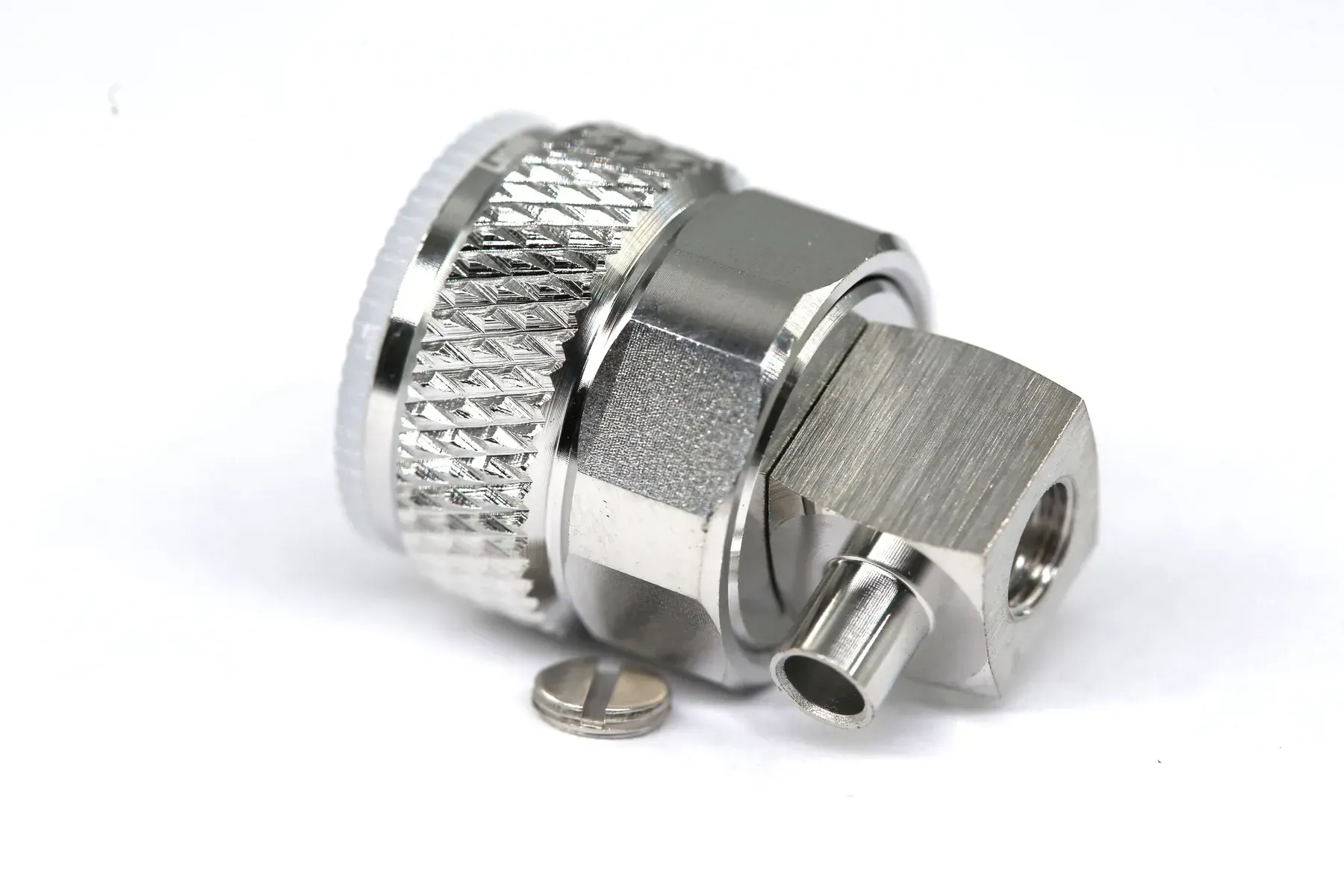Разъем N-male plug угловой 90° под пайку для кабеля RG402 латунь (3.04.0266)