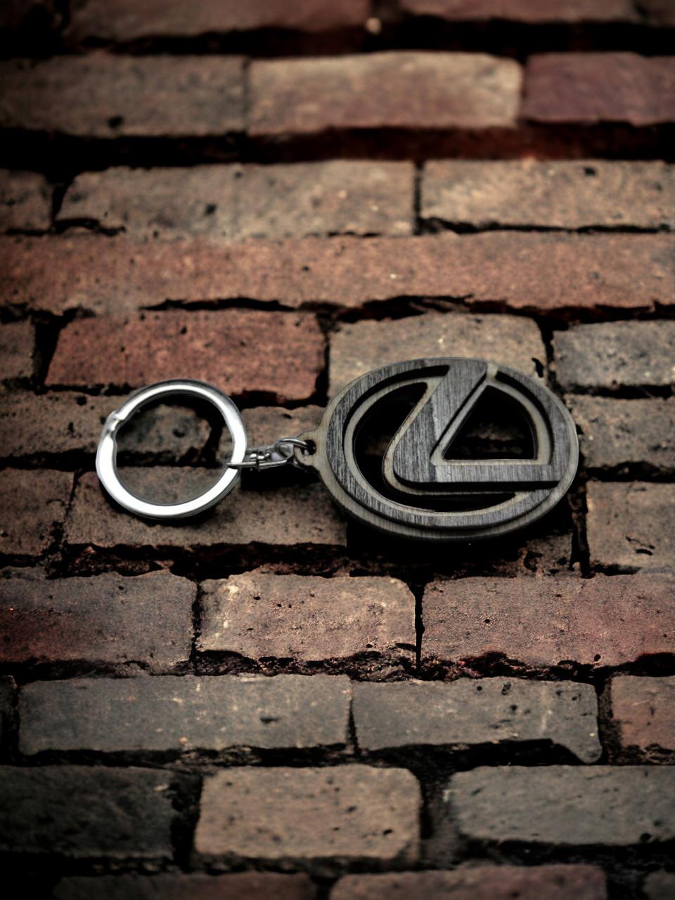 Брелок для автомобиля из дерева Lexus (2226815558)