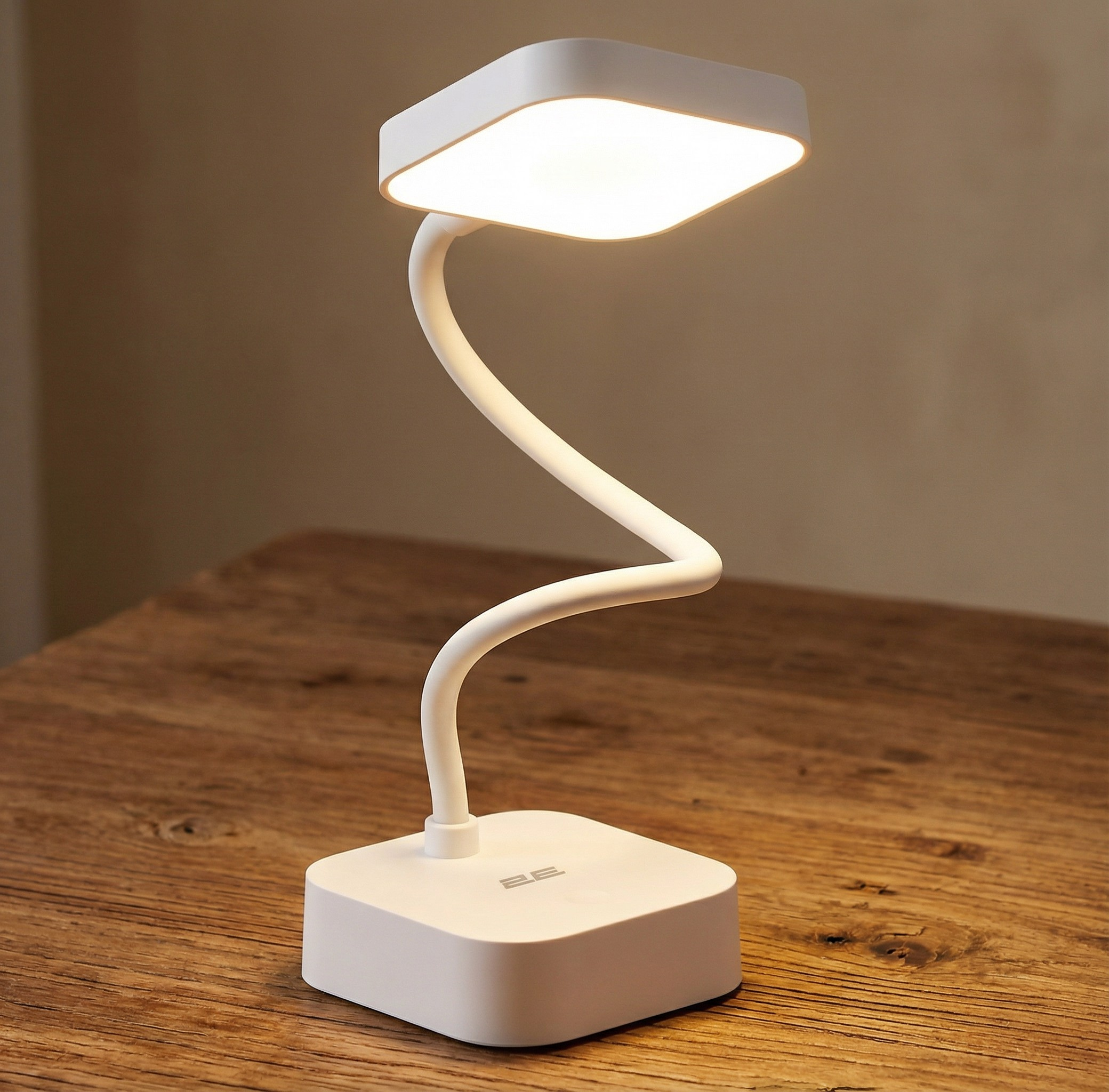 Лампа настільна акумуляторна 2E-DL1216 5 Вт із 16 діодами та сенсорним керуванням 5000K Li-Ion 1200 mAh Білий (2E-DL1216)