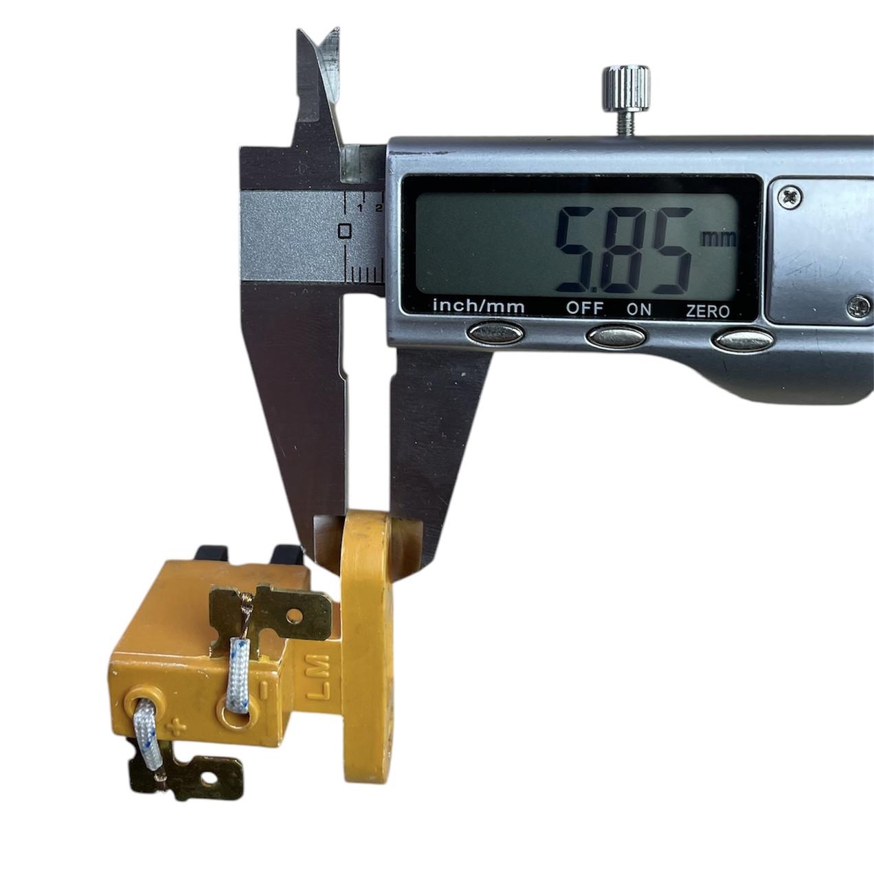 Щетки генератора 2 кВт-3,5 кВт со щеткодержателем класс А - фото 4