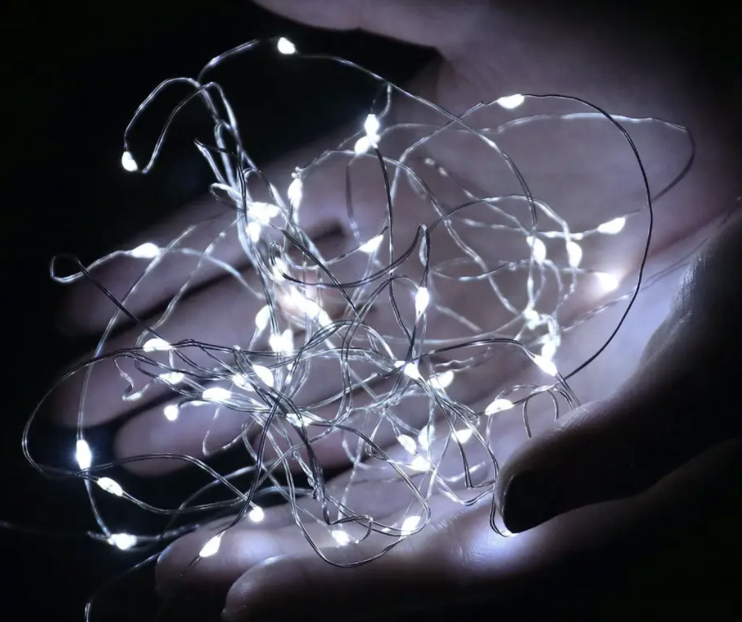 Новогодняя гирлянда Капля росы 50 LED 5 м на батарейках для украшения дома и елки Холодный белый свет (Е500192(cold)) - фото 6 Новогодняя гирлянда Капля росы 50 LED 5 м на батарейках для украшения дома и елки Холодный белый свет (Е500192(cold)) - фото 6