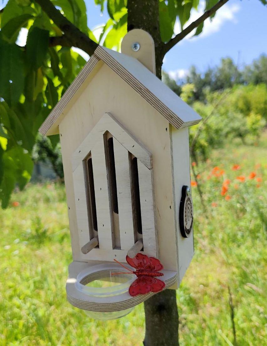 Домик для бабочек с поилкой Оазис из водостойкой фанеры без краски 24х12х18 см - фото 4 Домик для бабочек с поилкой Оазис из водостойкой фанеры без краски 24х12х18 см - фото 4