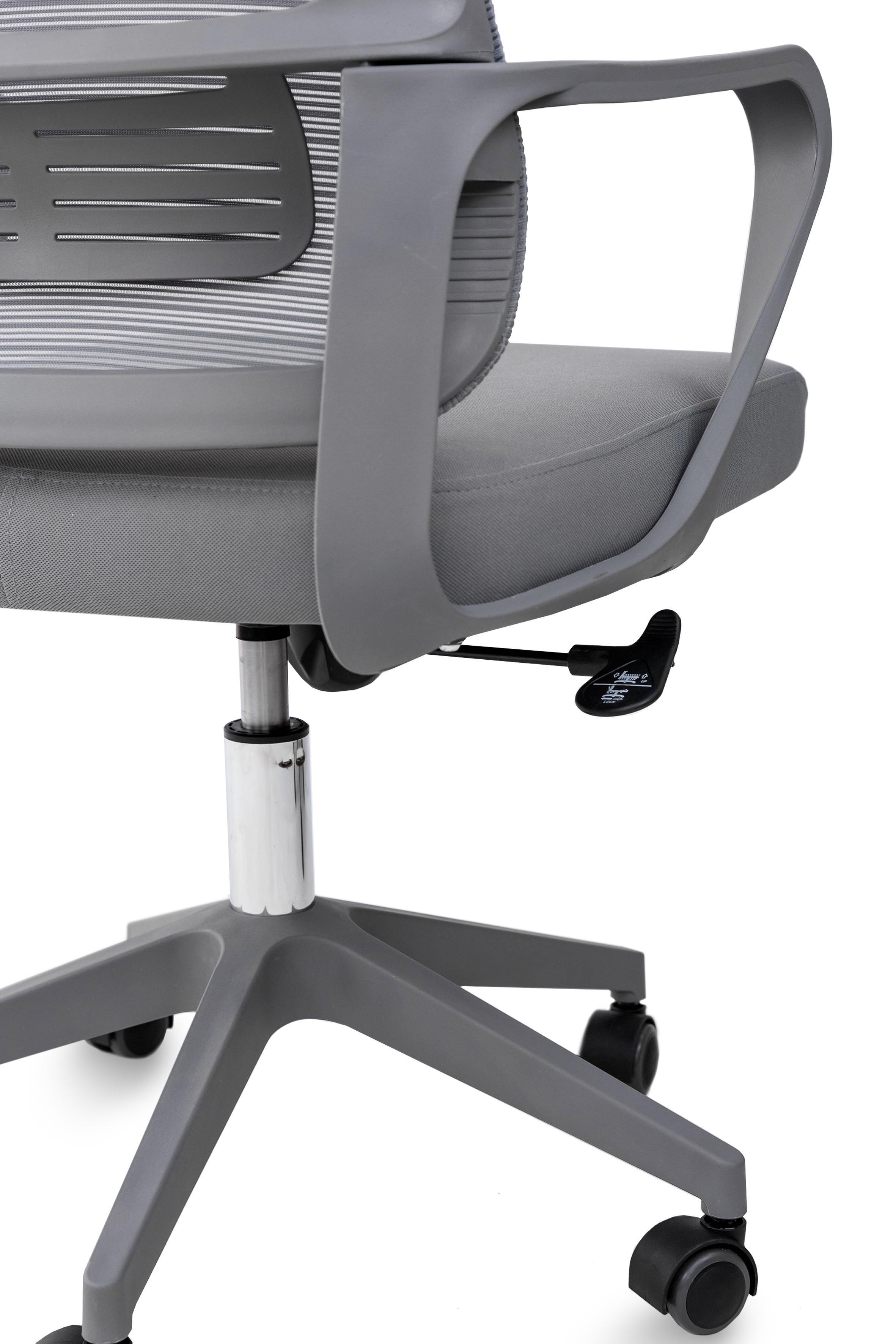Офисное кресло Мікс Меблі Бит 500x1000x500 мм Серый (GAА0057062) - фото 7