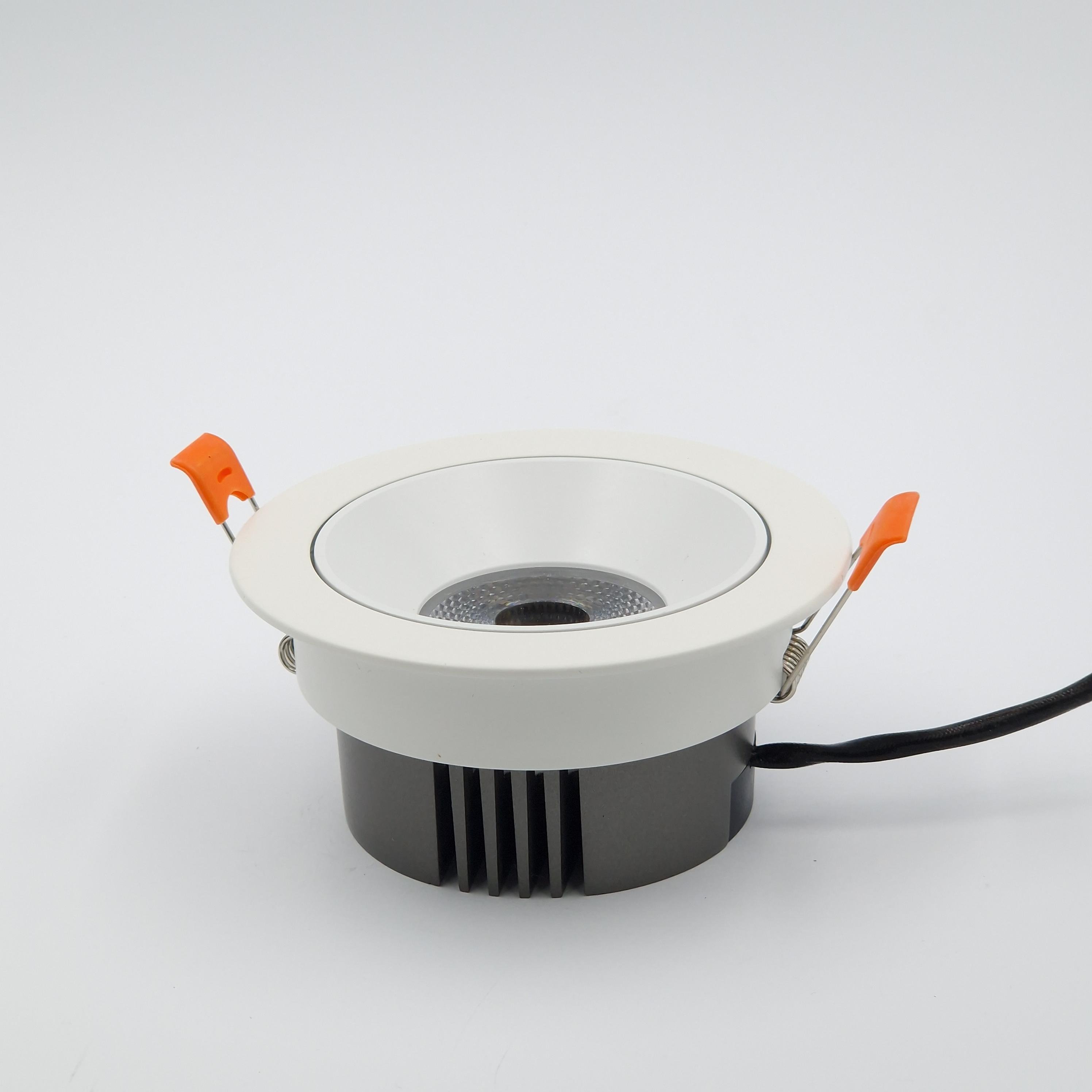 Светильник точечный врезной Light Club 7 Вт 4000 К Белый (LTR-304A-7-4-W) - фото 4 Светильник точечный врезной Light Club 7 Вт 4000 К Белый (LTR-304A-7-4-W) - фото 4