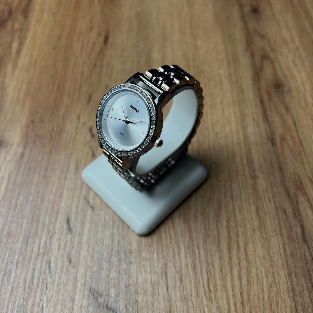 Годинник жіночий металевий Skmei Сріблястий (z066-1) - фото 3 Годинник жіночий металевий Skmei Сріблястий (z066-1) - фото 3