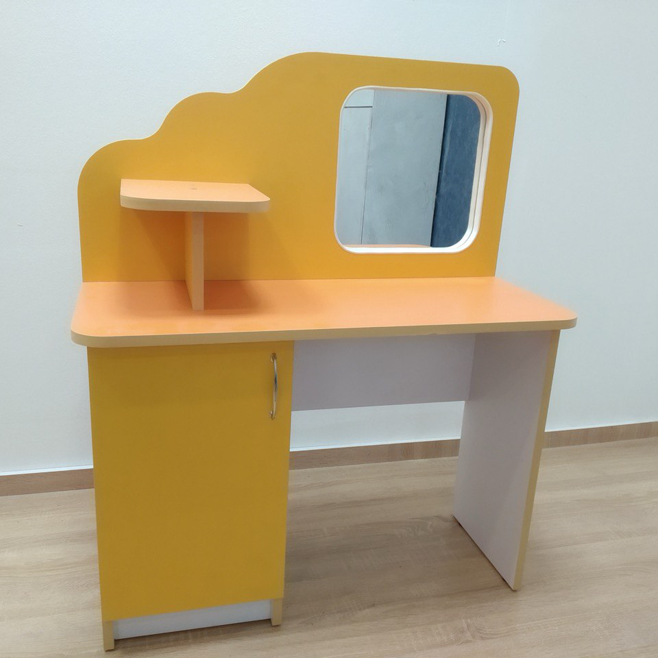 Парикмахерская для сюжетно-ролевых игр Ксеня 800x330x950 мм (ДСDSК)
