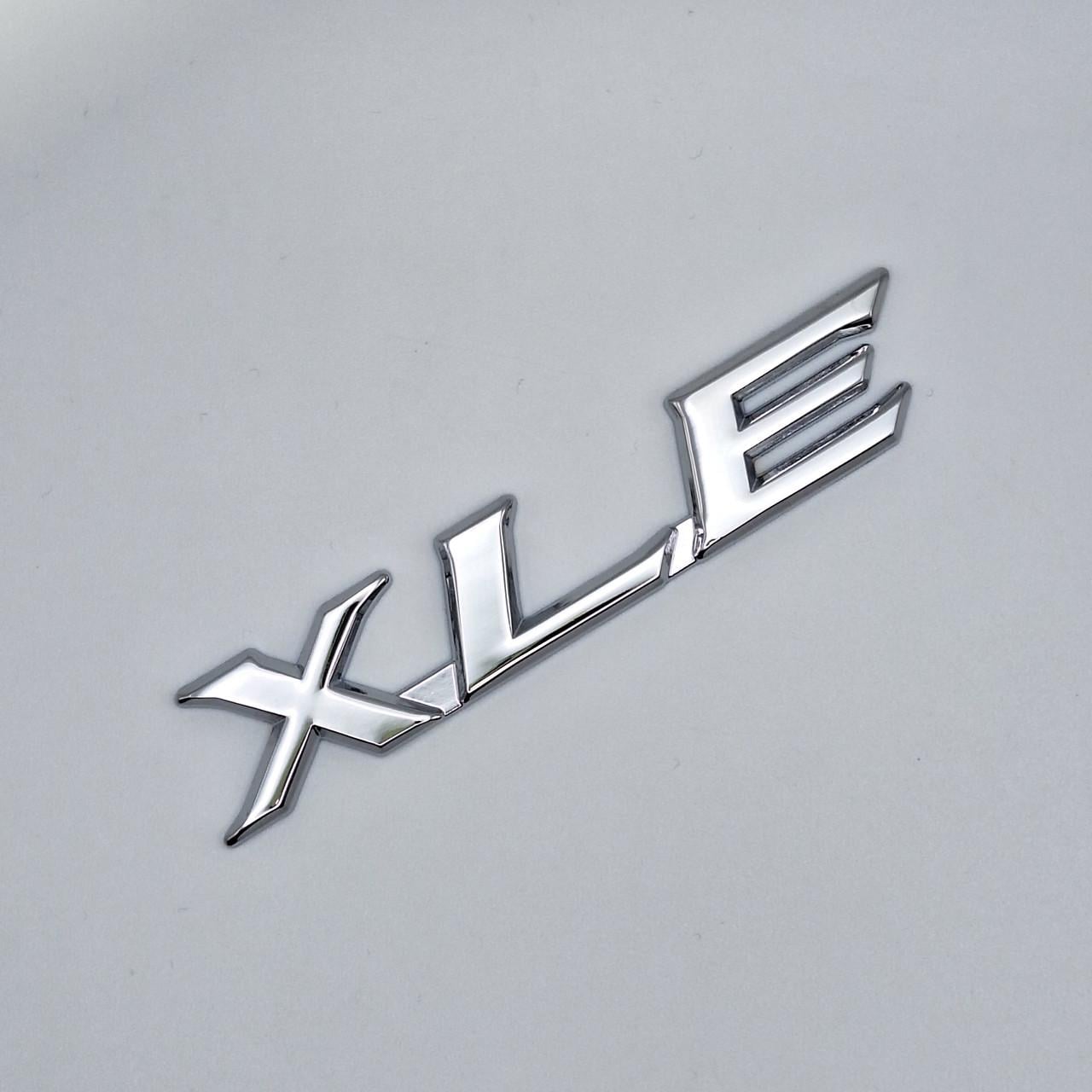 Эмблема надпись XLE Toyota металл Хром глянцевый (1947875063)