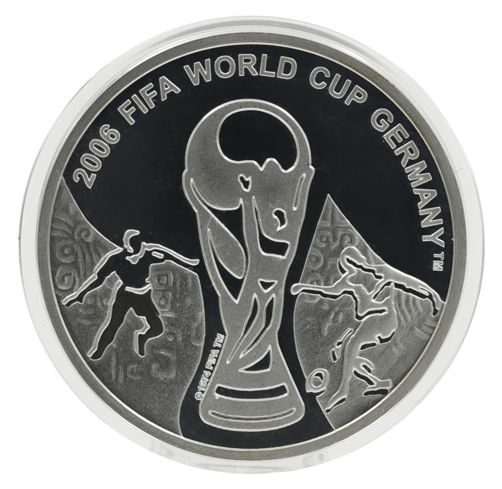 Коллекционная монета Грузия 1 лари 2004 серебро Proof Чемпионат мира по футболу 2006 года в Германии Ag 925/28,28 г (М23917)