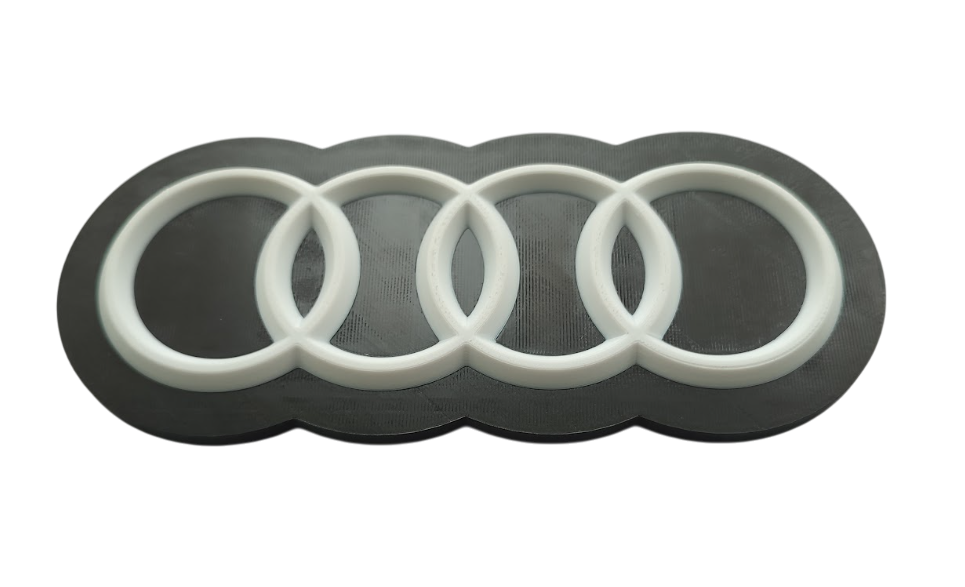 Табличка логотип Ауді Audi пластик (826)