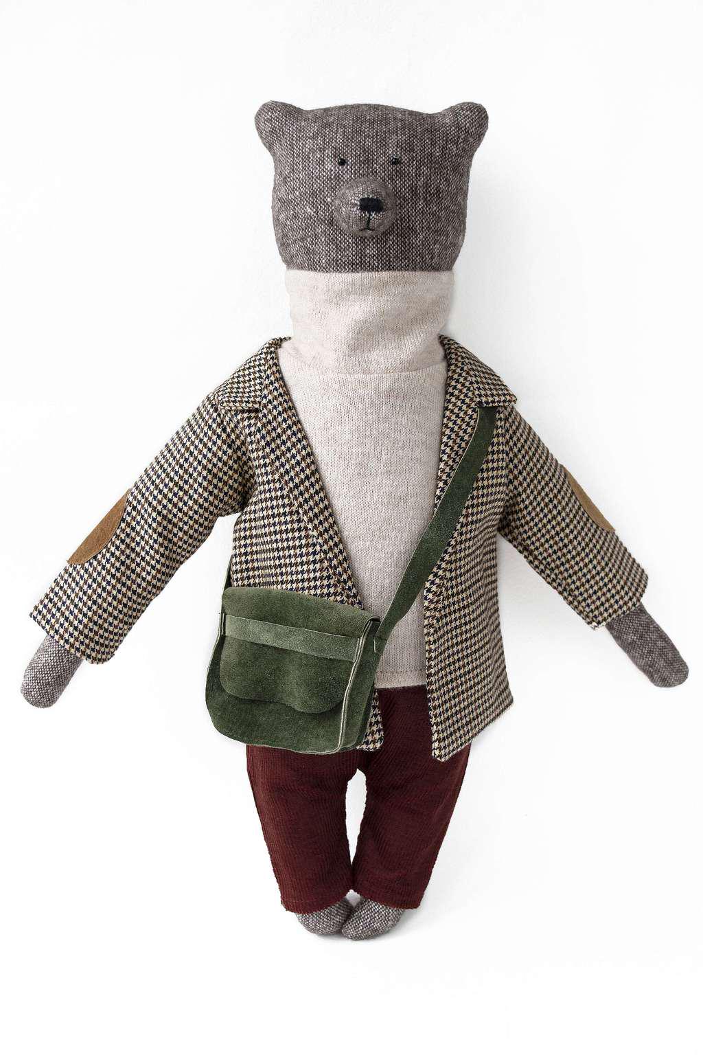 Игрушка медведь Луиджи