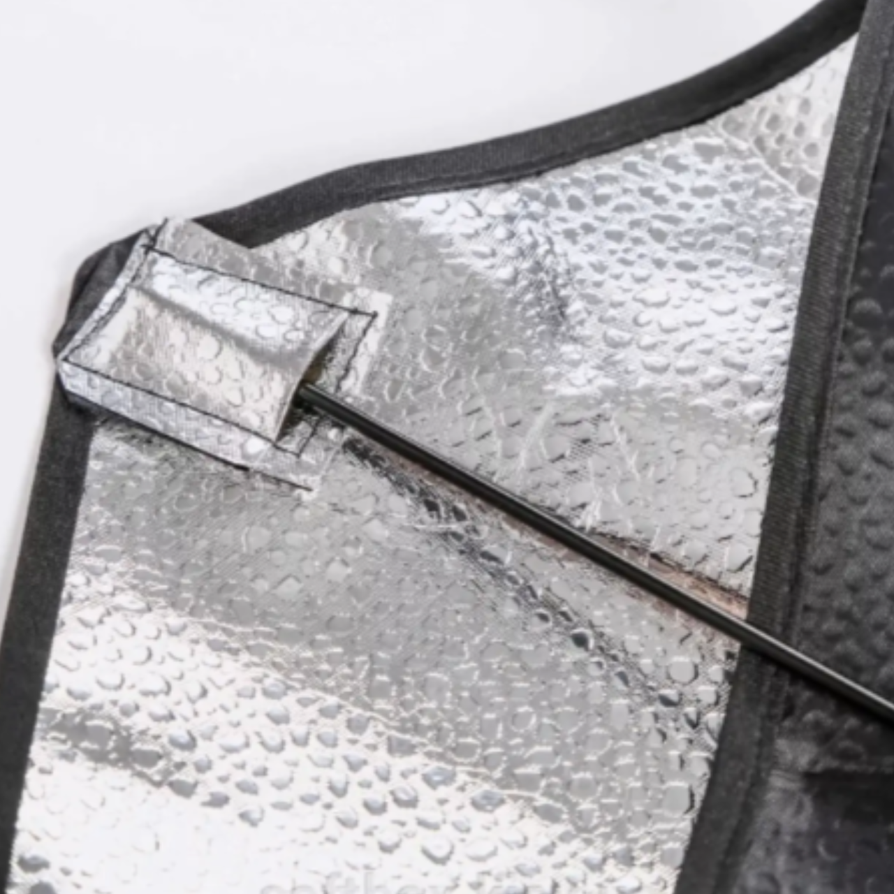 Комплект постоянного студийного света Софтбокс 50х70 см/LED лампа 50W/штатив 210 см (S166) - фото 6 Комплект постоянного студийного света Софтбокс 50х70 см/LED лампа 50W/штатив 210 см (S166) - фото 6