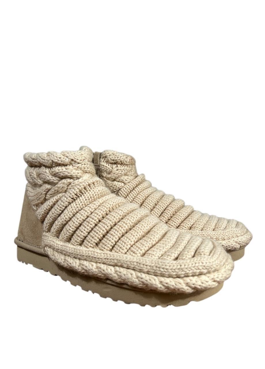 Ботинки UGG Classic Mini Chunky Knit s/n 1132920 р. 42 US 11 28 см Бежевый (2883940266)