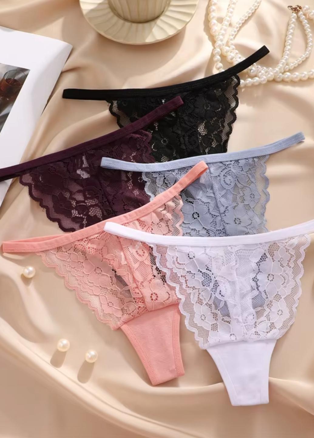 Набор трусиков женских кружевных стрингов Fine Flowers M Разноцветный (1840-44)