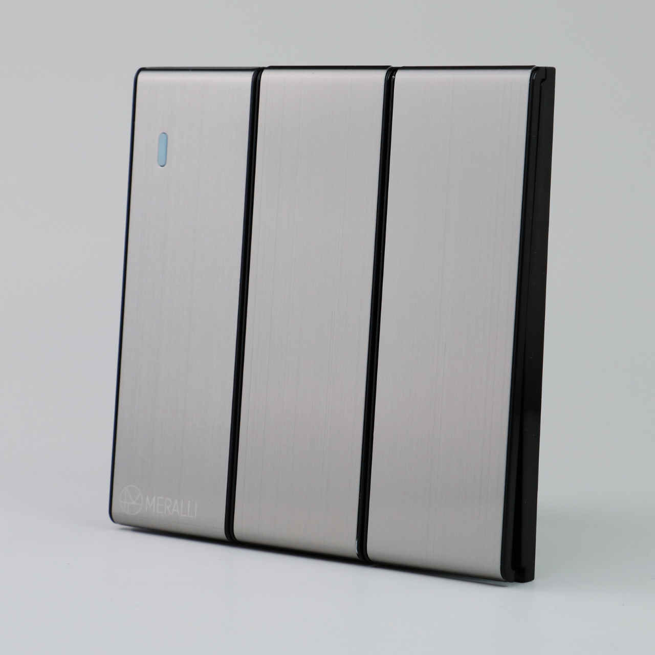 Вимикач прохідний 3 клавішний MERALLI INOX із нержавіючої сталі безрамковий (SWVK3KPR3) - фото 8 Вимикач прохідний 3 клавішний MERALLI INOX із нержавіючої сталі безрамковий (SWVK3KPR3) - фото 8