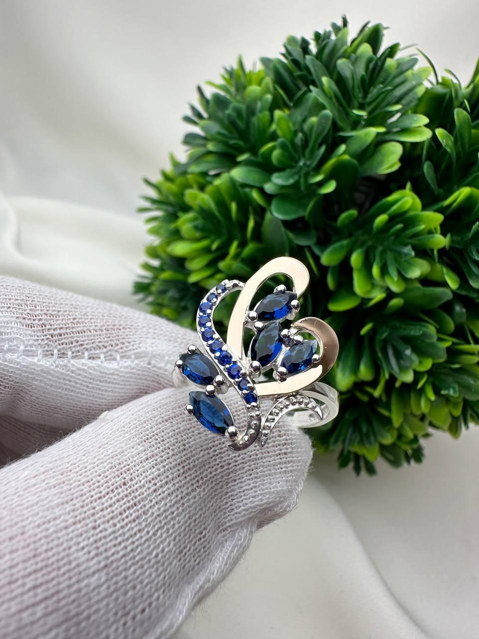 Каблучка зі срібла 925 з золотими напайками 375 і цирконами Бренди р. 19 Синій (2972502079)
