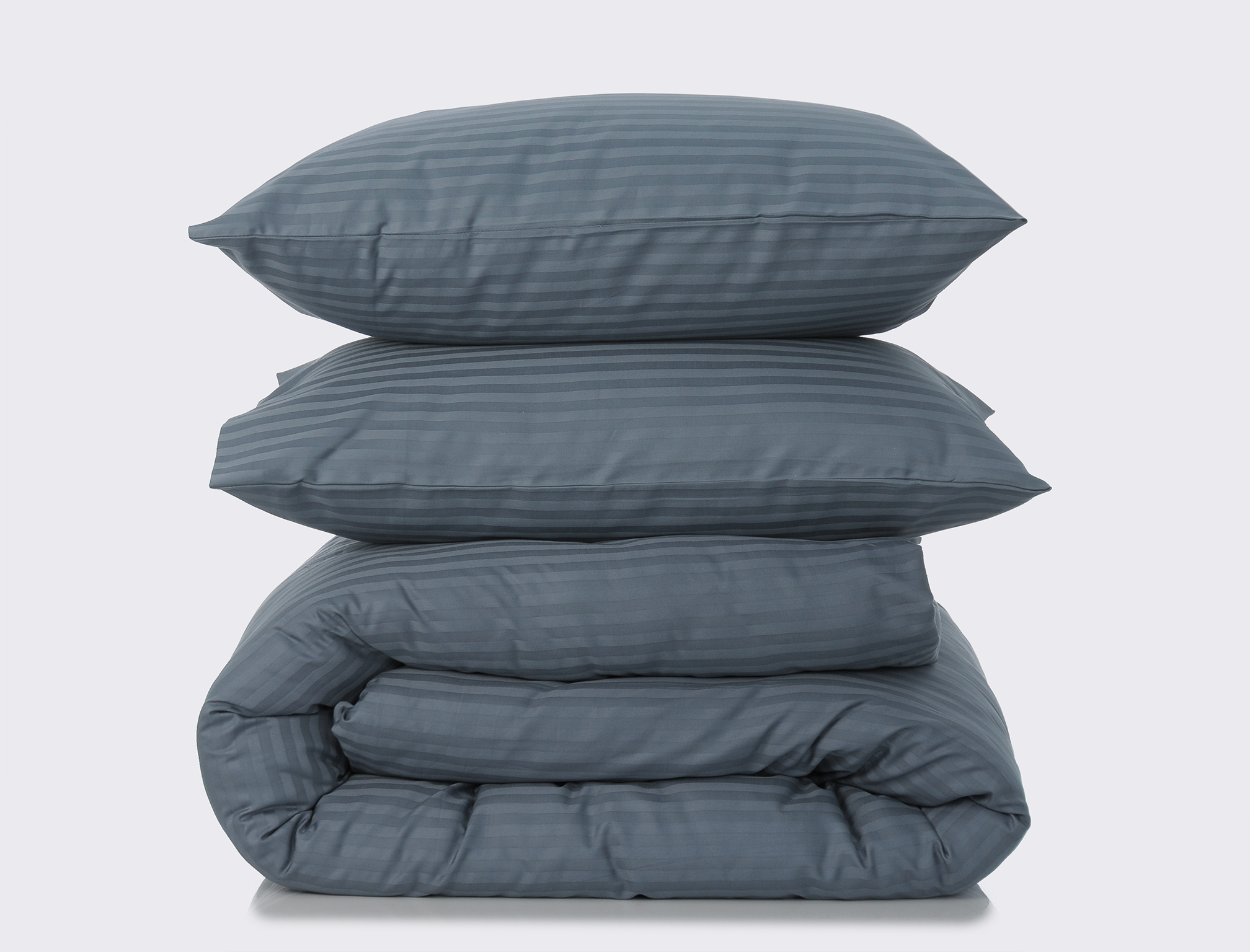 Комплект постельного белья семейный Amore graphite3916 страйп-сатин Графитовый (KPB-As-STLux-graphite3916 70x70_) - фото 1 Комплект постельного белья семейный Amore graphite3916 страйп-сатин Графитовый (KPB-As-STLux-graphite3916 70x70_) - фото 1
