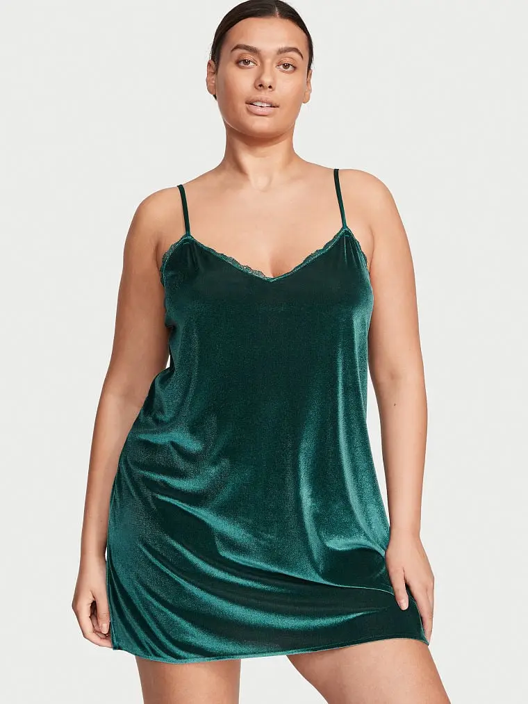 Сукня для сну жіноча Victoria's Secret Velvet V-Neck Slip велюровий S Оксамитовий (17628825) - фото 1