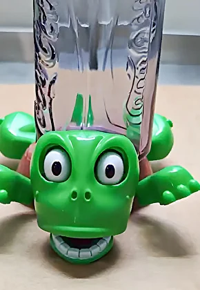 Підставка під чашки інтерактивна Черепаха реагує на кожну чашку (Y02265) - фото 3 Підставка під чашки інтерактивна Черепаха реагує на кожну чашку (Y02265) - фото 3