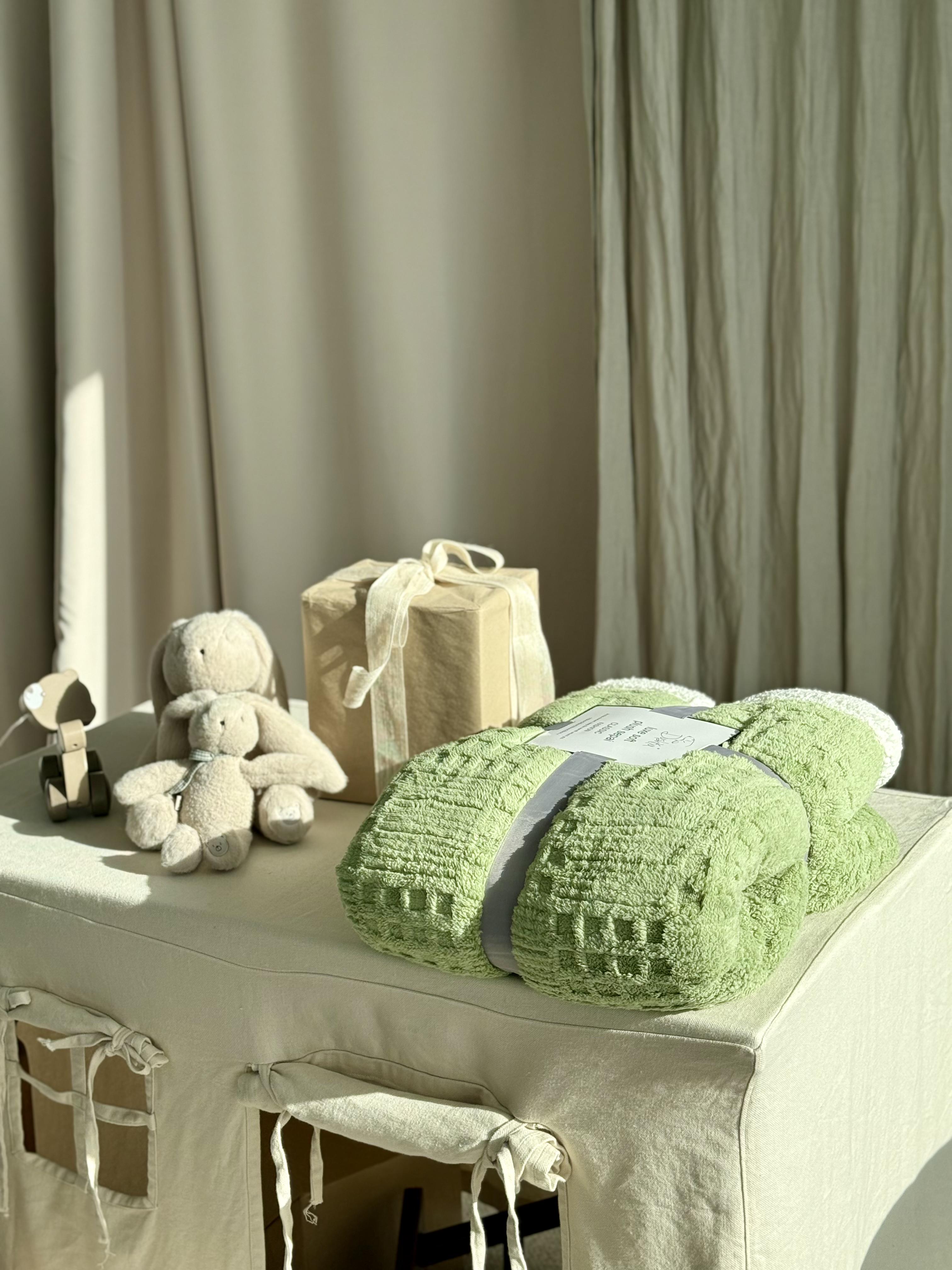 Плед-покрывало на эко овчине 200x230 см Оливковый (14006)