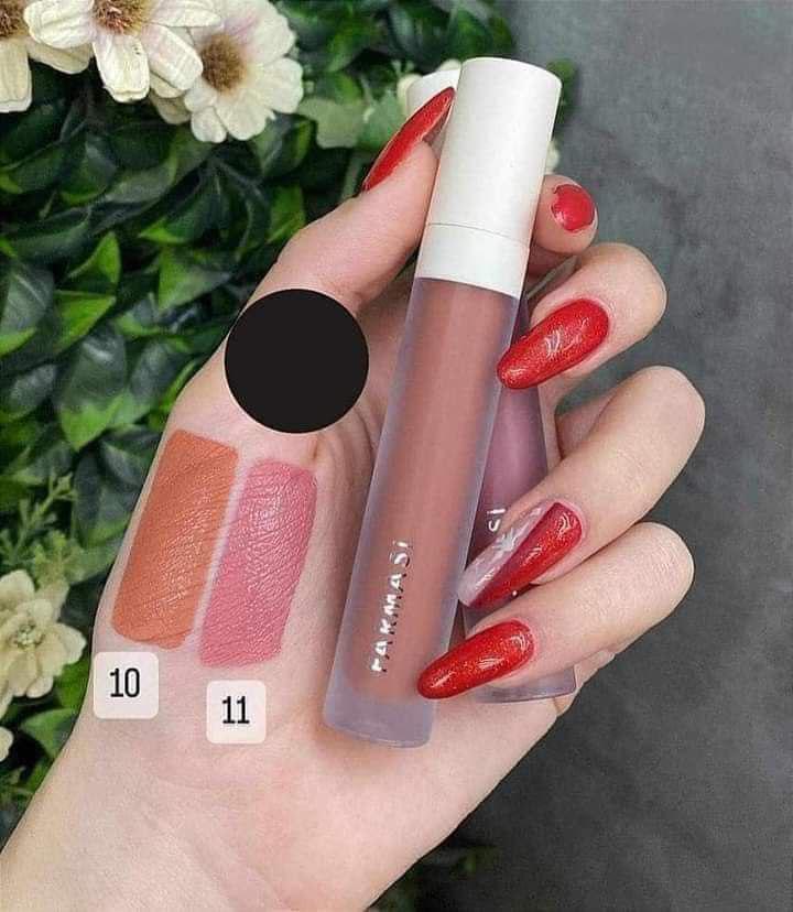 Помада рідка матова Farmasi 11 Mauve Pink 4 г (77627837) - фото 3 Помада рідка матова Farmasi 11 Mauve Pink 4 г (77627837) - фото 3