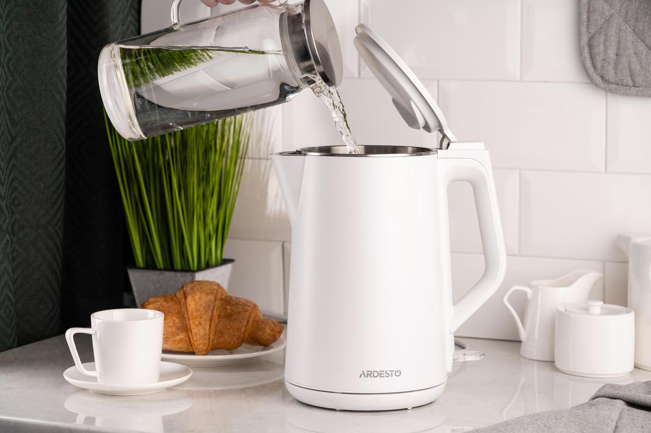 Електрочайник Ardesto Strix, подвійні стінки глянець 1,5 л Білий (EKL-X50) - фото 2 Електрочайник Ardesto Strix, подвійні стінки глянець 1,5 л Білий (EKL-X50) - фото 2