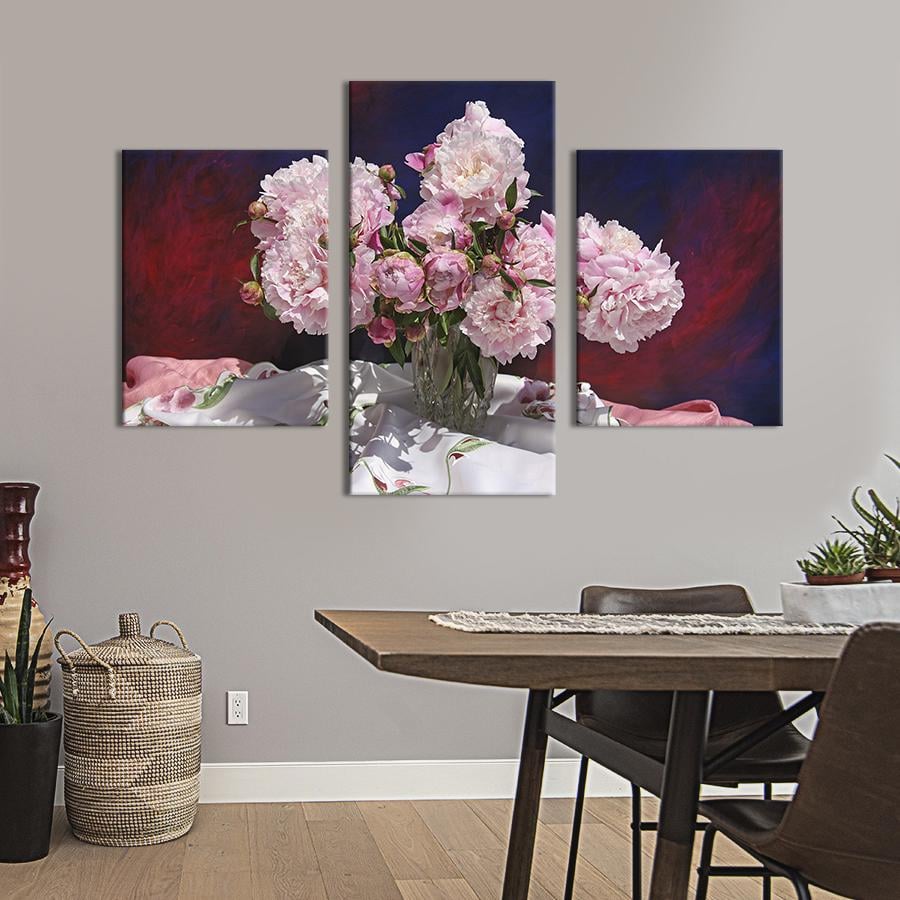 Картина на холсте триптих Пионы в букете 141x90 см (787-32)