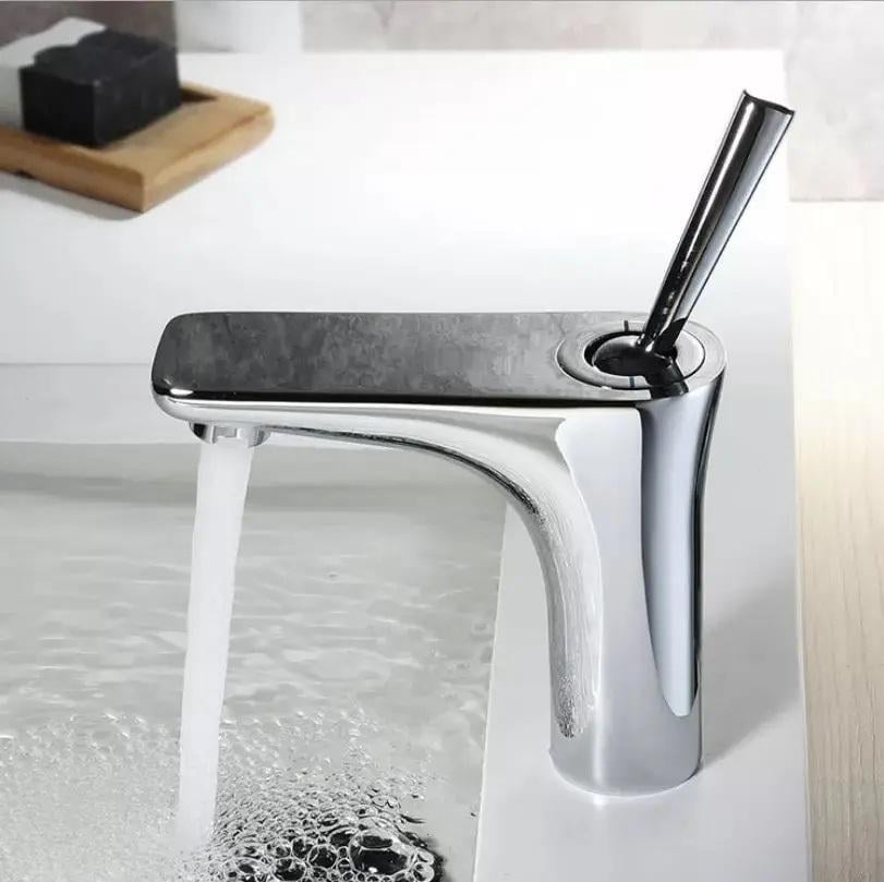 Смеситель для умывальника WanFan люкс с горизонтальным рычагом Хром