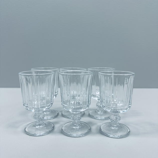 Набор рюмок на ножках Страйп 55 мл 6 шт. Прозрачный (102-894) - фото 1 Набор рюмок на ножках Страйп 55 мл 6 шт. Прозрачный (102-894) - фото 1