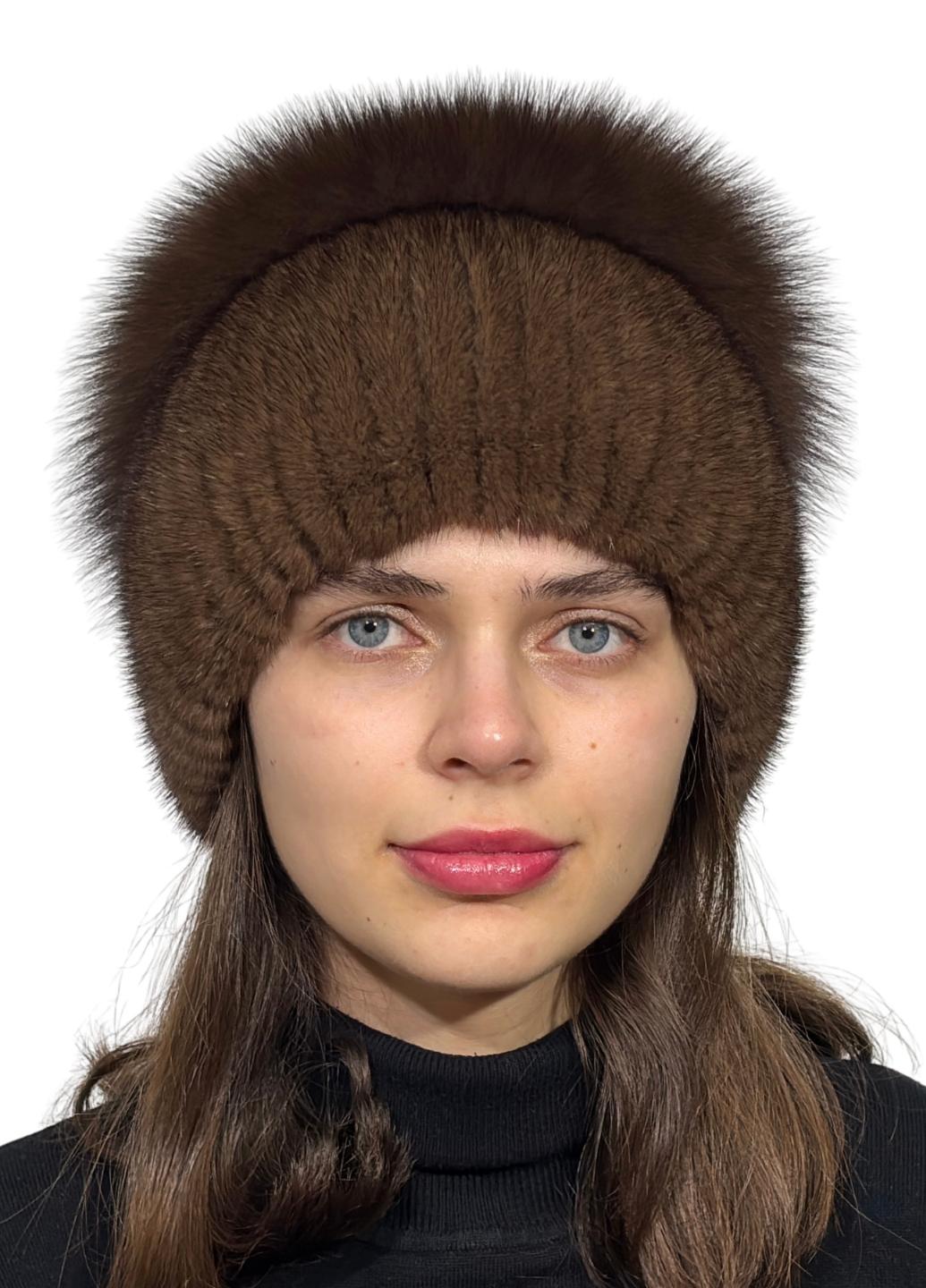 Женская вязаная норковая шапка Меховой стиль Колибри-разрез с помпоном натуральный мех M-L Коричневый (120/1/H) Женская вязаная норковая шапка Меховой стиль Колибри-разрез с помпоном натуральный мех M-L Коричневый (120/1/H)