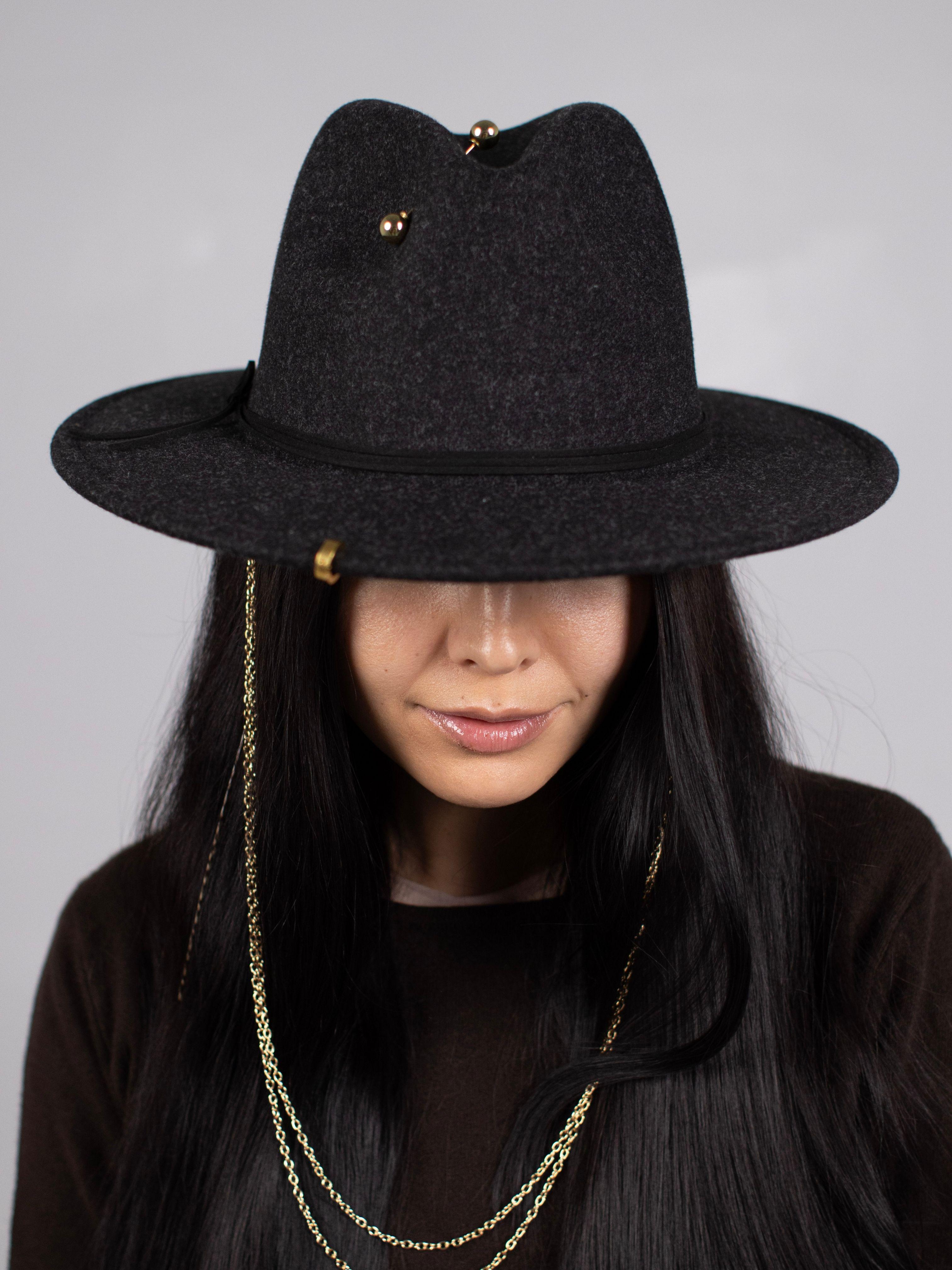 Шляпа женская Федора D.Hats шерстяная с цепью Черная (31444990)