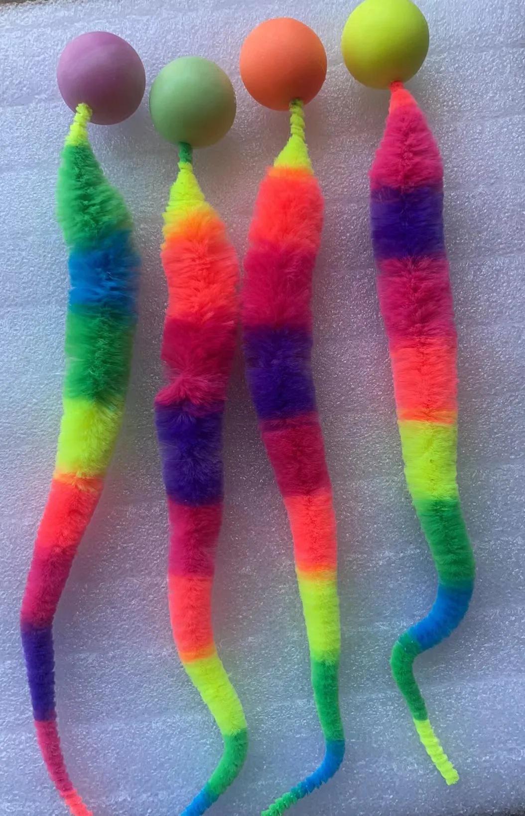 Іграшка для кота м'яч з хвостом Різнокольоровий (CTBTRNBW01) - фото 5 Іграшка для кота м'яч з хвостом Різнокольоровий (CTBTRNBW01) - фото 5