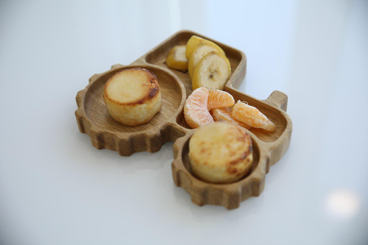 Дитяча тарілка Тракторець дерев'яна з ясена 21х17,5х2,5 см (WDB-16.1) - фото 4 Дитяча тарілка Тракторець дерев'яна з ясена 21х17,5х2,5 см (WDB-16.1) - фото 4