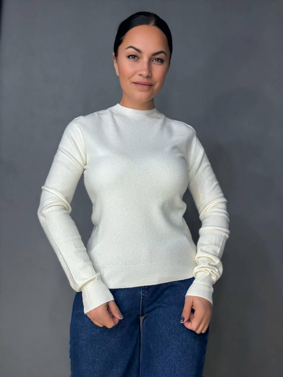Светр жіночий A-N 2403 водолазка гольф базовий з круглим горлом OS Білий (5713) - фото 5 Светр жіночий A-N 2403 водолазка гольф базовий з круглим горлом OS Білий (5713) - фото 5