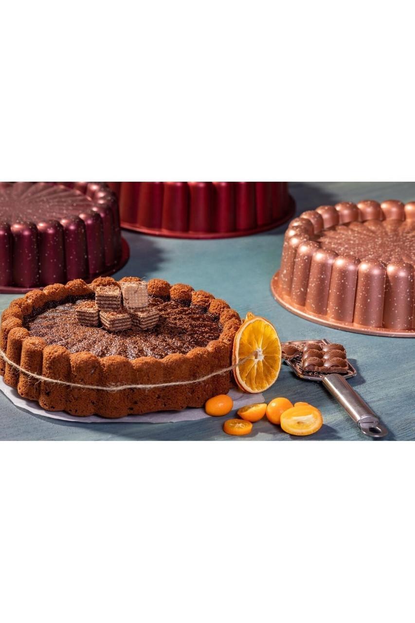 Форма для выпекания кекса Madam Coco 287 алюминий 28х7 см Розовый (2029190712) - фото 4 Форма для выпекания кекса Madam Coco 287 алюминий 28х7 см Розовый (2029190712) - фото 4